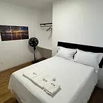 Apartamento Amplo Com 3 Quartos Em *