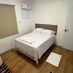 Apartamento Amplo Com 3 Quartos Em